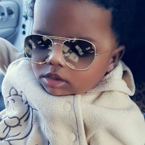 Meet your Posher, Lynette